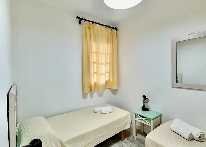 Smeraldo A Con Terrazza Vista Mare בית נופש *