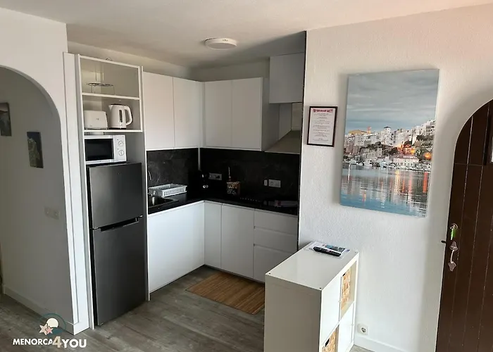 Smeraldo A Con Terrazza Vista Mare * סון באו