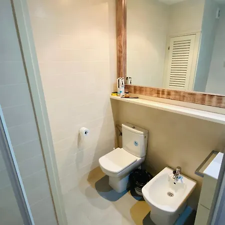 Smeraldo A Con Terrazza Vista Mare Vakantiehuis Son Bou